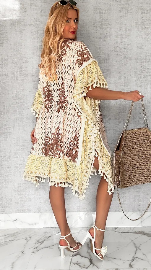 Plażowa BOHO sukienka w beżowe wzory i złote dodatki ONE SIZE - P702