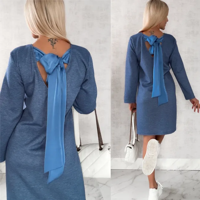 Luźna niebieska sukienka z wiązaniem z tyłu ONE SIZE - P222A