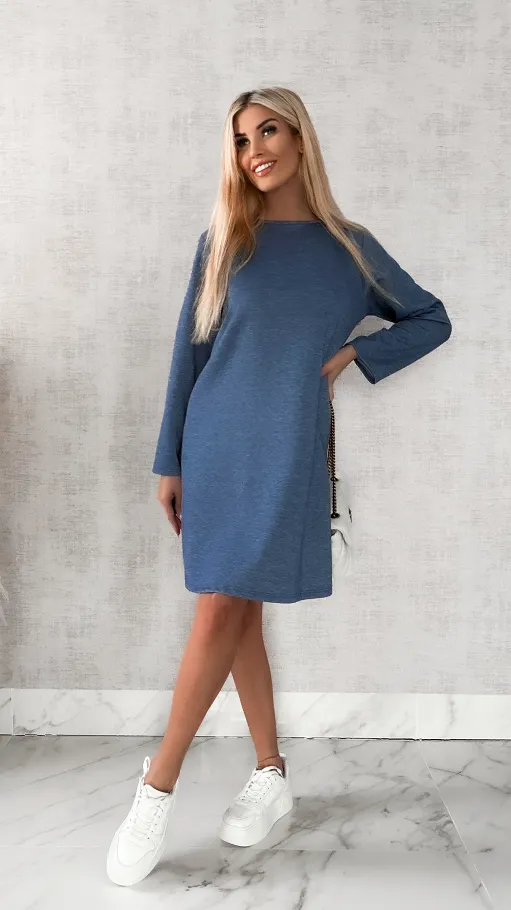 Luźna niebieska sukienka z wiązaniem z tyłu ONE SIZE - P222A