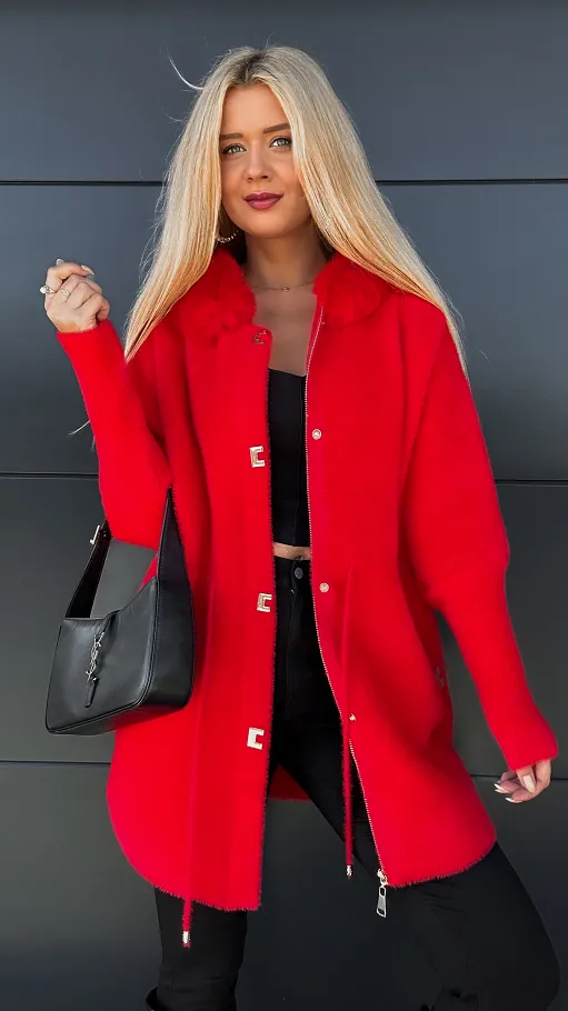 Elegancki czerwony płaszcz ALPAKA z futerkiem i kapturem ONE SIZE - R056A