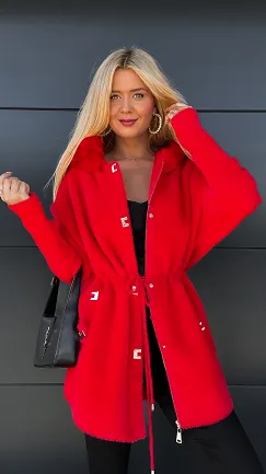 Elegancki czerwony płaszcz ALPAKA z futerkiem i kapturem ONE SIZE - R056A