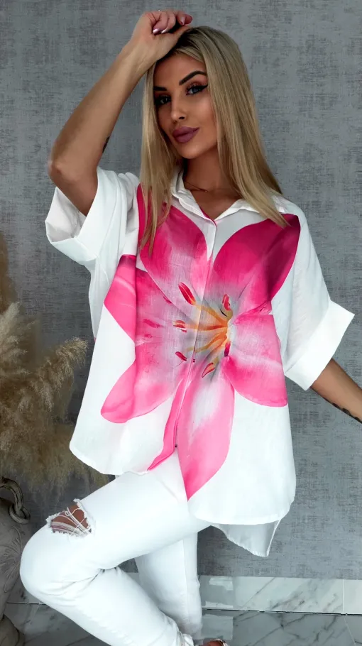 Asymetryczna biała koszula z różowym kwiatem ONE SIZE - R951