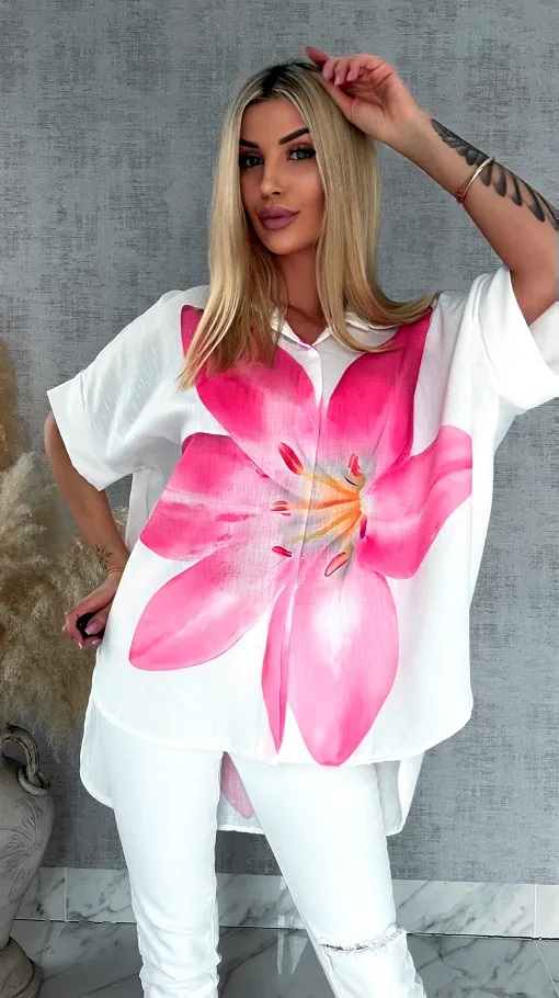 Asymetryczna biała koszula z różowym kwiatem ONE SIZE - R951