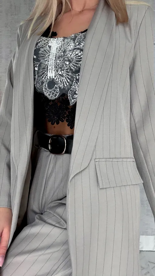 Elegancki wiosenny komplet w paski żakiet + spodnie ONE SIZE fango - R962