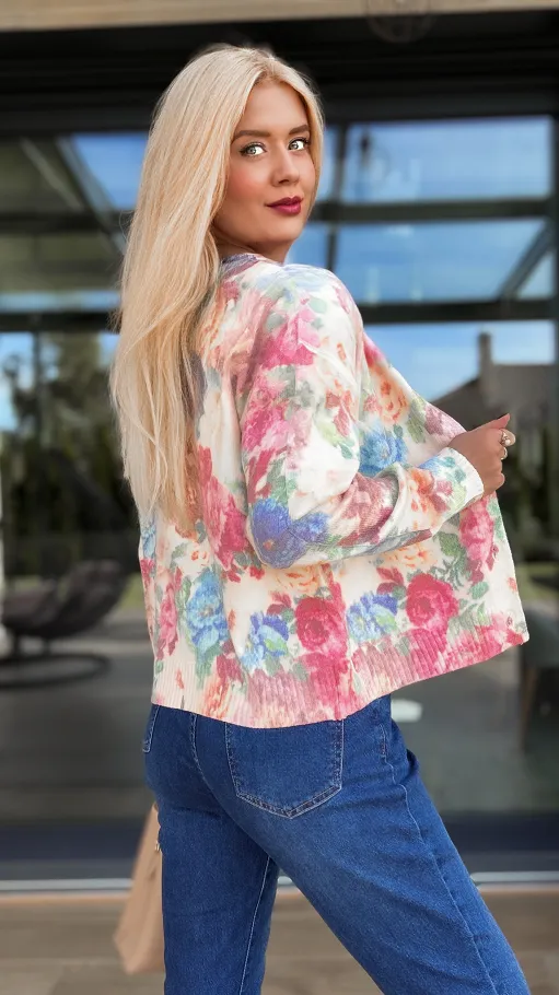 Piękny sweter z wiskozy cały w kwiaty zapinany na guziki ONE SIZE - R092