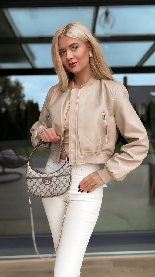 Oryginalna beżowa kurtka bomberka z eko skóry - R167