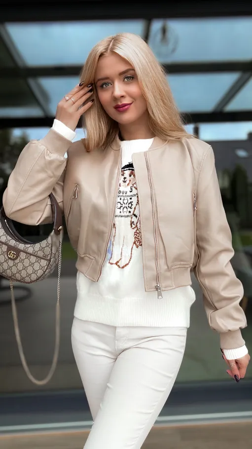 Oryginalna beżowa kurtka bomberka z eko skóry - R167