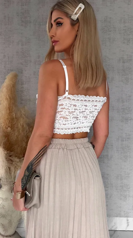 Modowy koronkowy biały TOP usztywniany i zdobiony ONE SIZE - R760