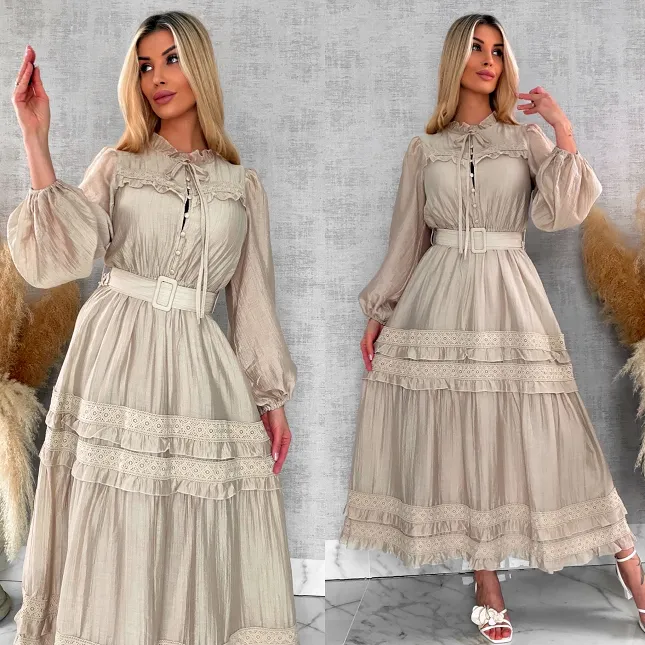 Elegancka długa sukienka zdobiona koronką BEŻOWA - R599