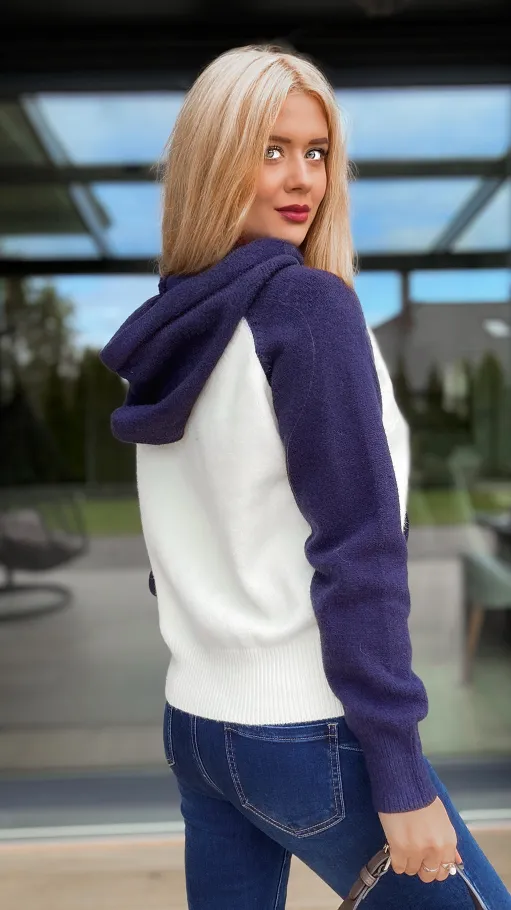 Sweter w stylu bluzy z misiem i kapturem GRANAT - R169A