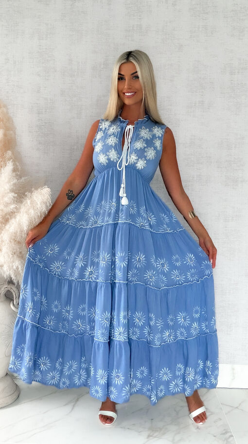 Długa niebieska boho sukienka na lato 100% z wiskozy - S246