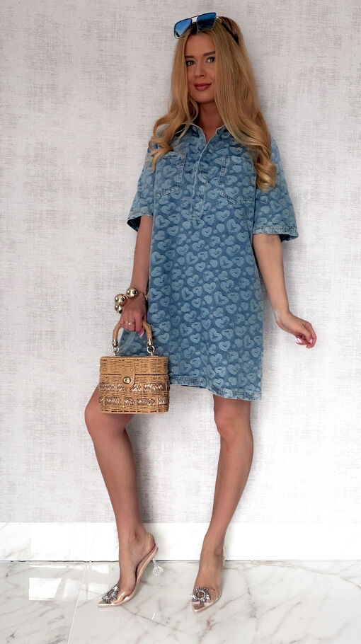 Oryginalna jeansowa sukienka OVERSIZE w serduszka ONE SIZE - S014