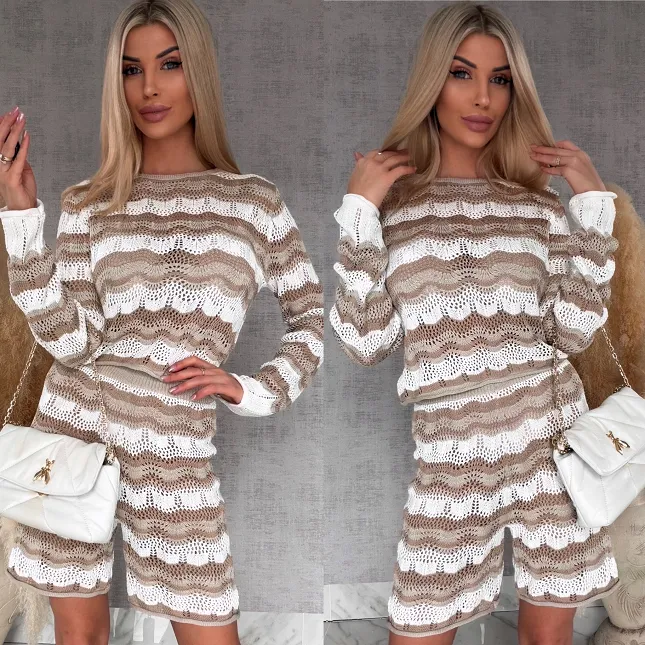 Wyjątkowy ażurowy komplet w beżowe paski bluzka + spodenki WISKOZA - R724A