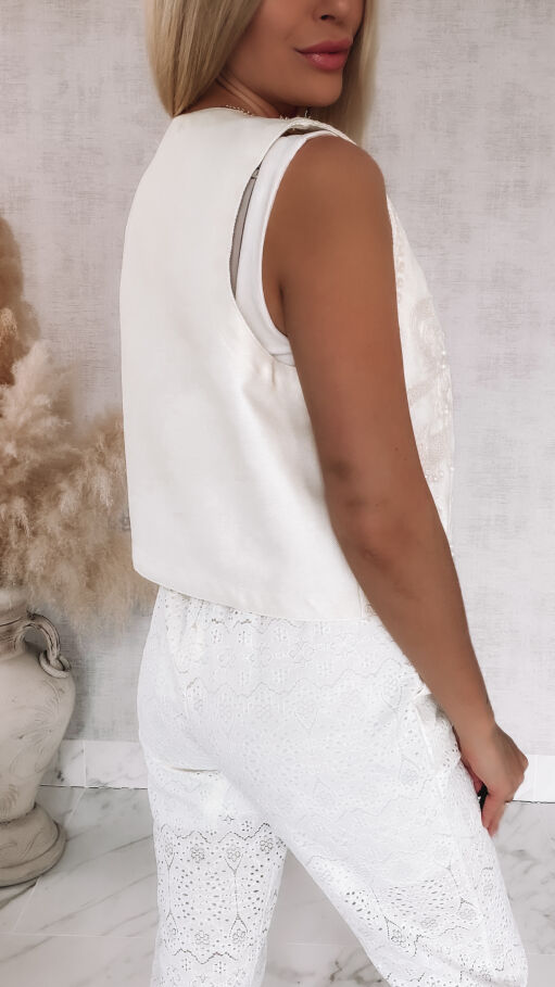 Jeansowa kamizelka ECRU z haftami i perełkami ONE SIZE 100% bawełna - R908