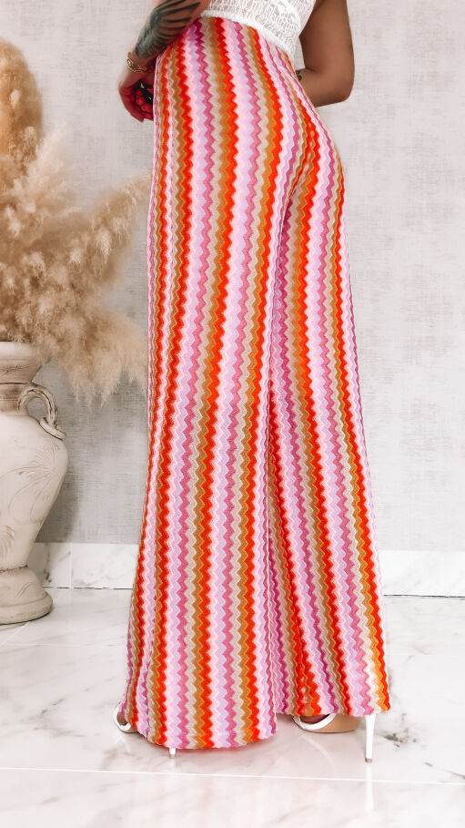 Luźne wiosenno-letnie spodnie w kolorowe paski ONE SIZE - R884