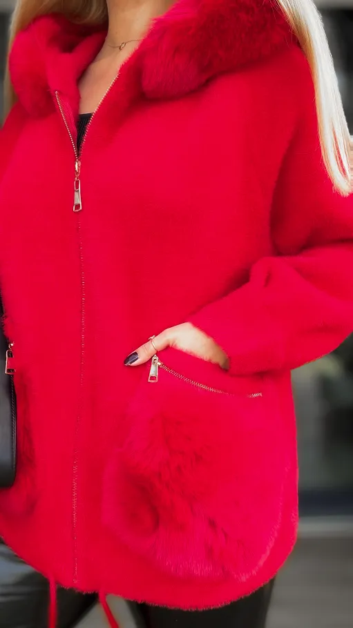 Czerwona ALPAKA z futerkiem i kapturem ONE SIZE - R141