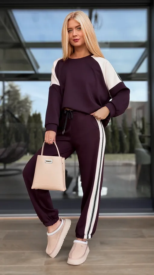 Śliwkowy komplet dresowy z paskami ONE SIZE - R139