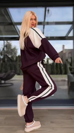 Śliwkowy komplet dresowy z paskami ONE SIZE - R139