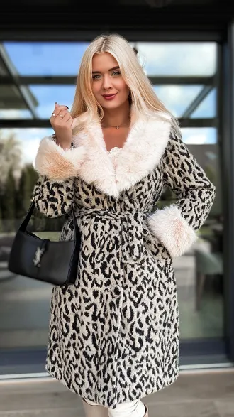 Stylowy płaszcz ALPAKA w panterkę z futerkowymi wstawkami - R199A