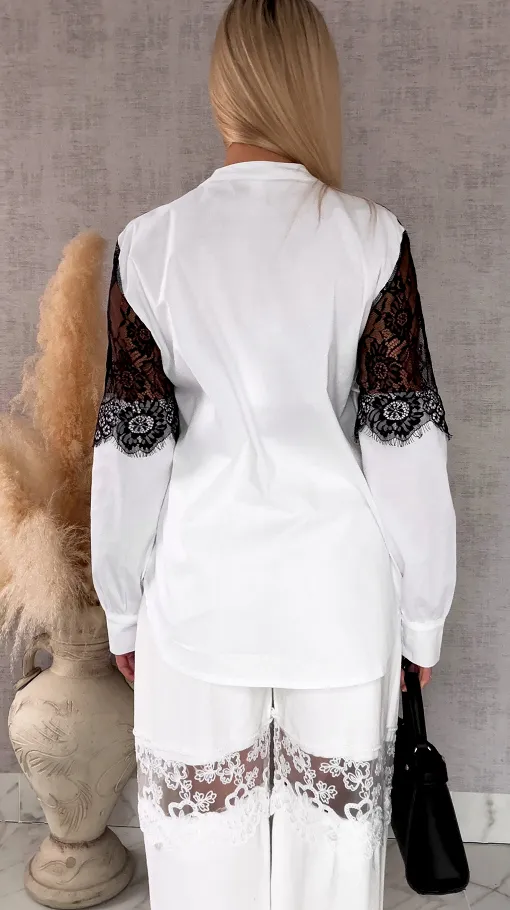 Bawełniana biała koszula z koronkowym dekoltem ONE SIZE - R684