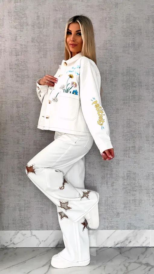 Oryginalna biała katana jeansowa haftowana ONE SIZE - R627