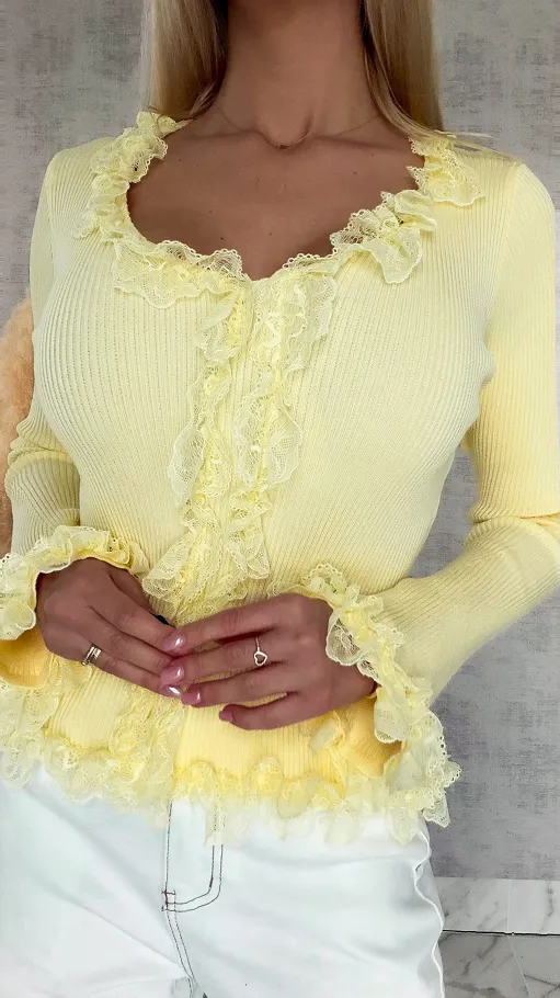 Modna dzianinowa bluzka z koronką i dzwonami ONE SIZE żółta - R442B