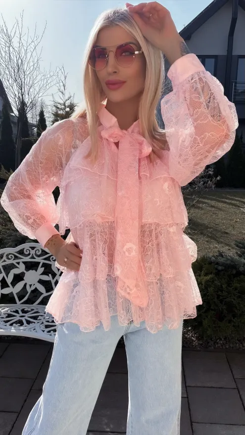 Elegancka różowa bluzka z miękkiej koronki z wiązaniem ONE SIZE - R785