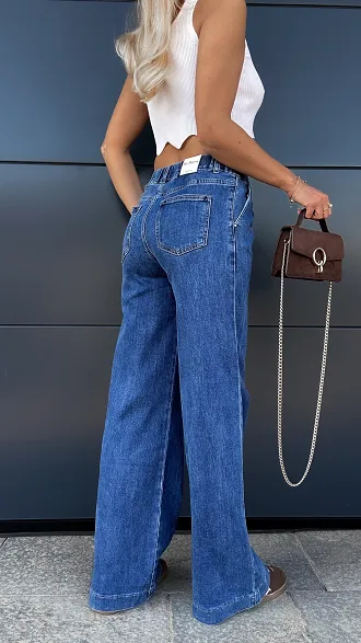 Elastyczne spodnie jeansowe WIDE LEG FIT z gumką w pasie BLUE - P998