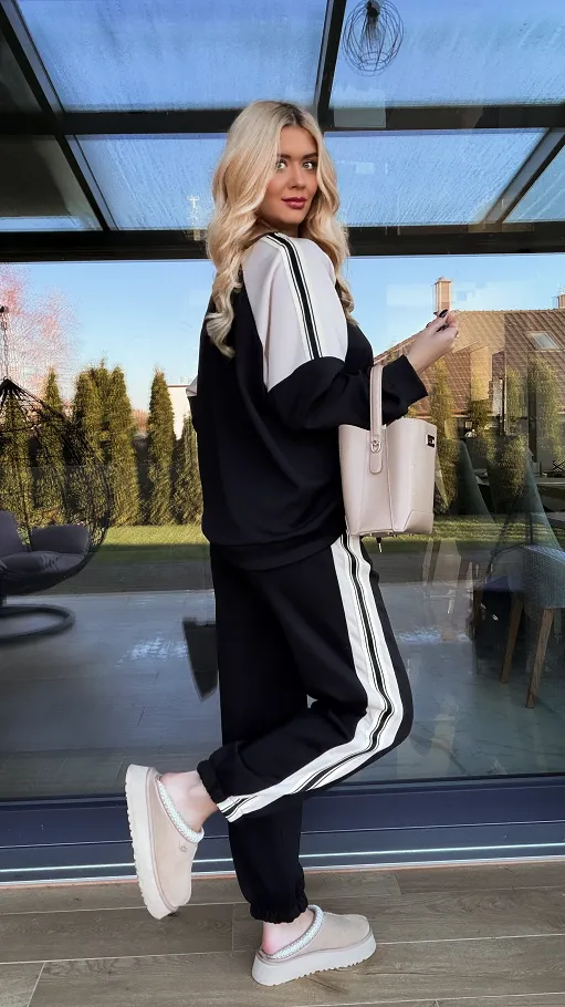 Czarny komplet dresowy z paskami ONE SIZE - R139B