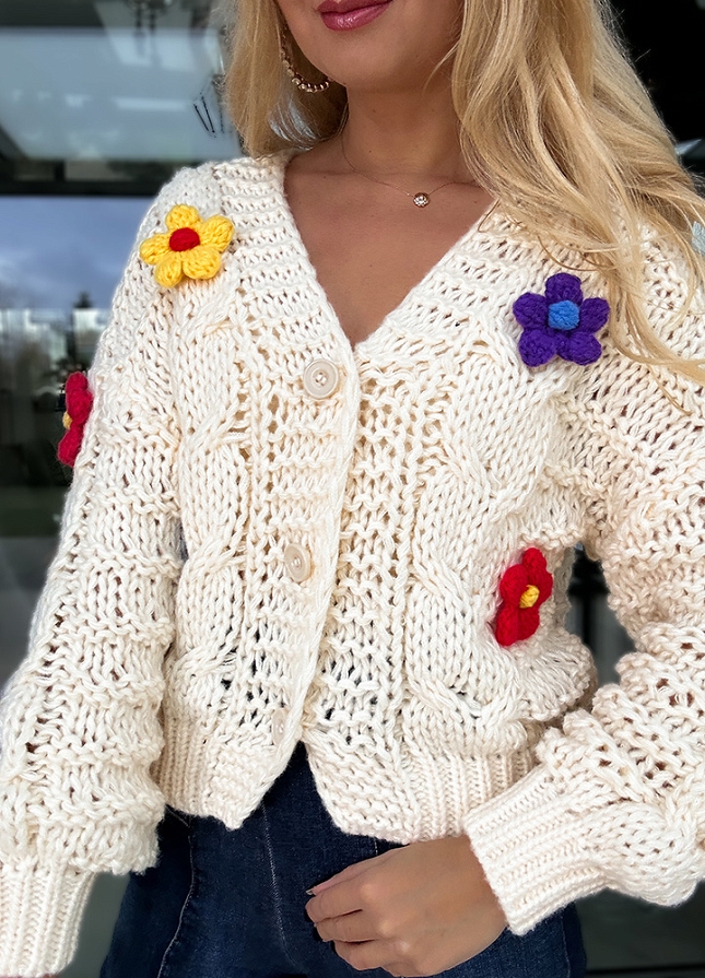Ekskluzywny gruby sweter z bawełną w kwiaty 3D ECRU - M457