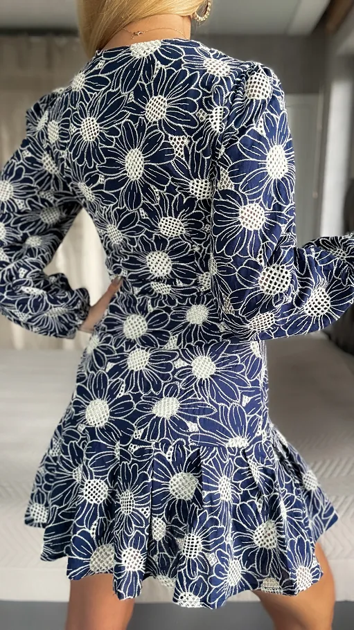 Zjawiskowa sukienka cała haftowana DARK BLUE - P593