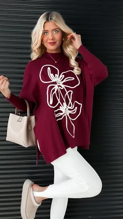 Sweter tunika z półgolfem i artystycznym kwiatem ONE SIZE bordo - R332A