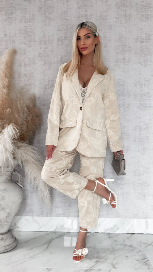 Oryginalny zamszowy komplet cały haftowany marynarka + spodnie ONE SIZE - R859