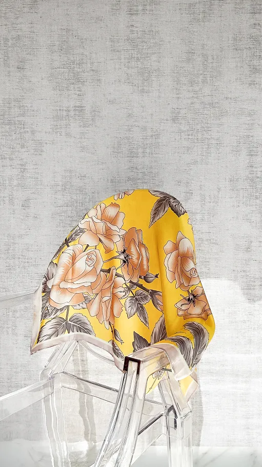 Żółta modna mini APASZKA w kwiaty - P667