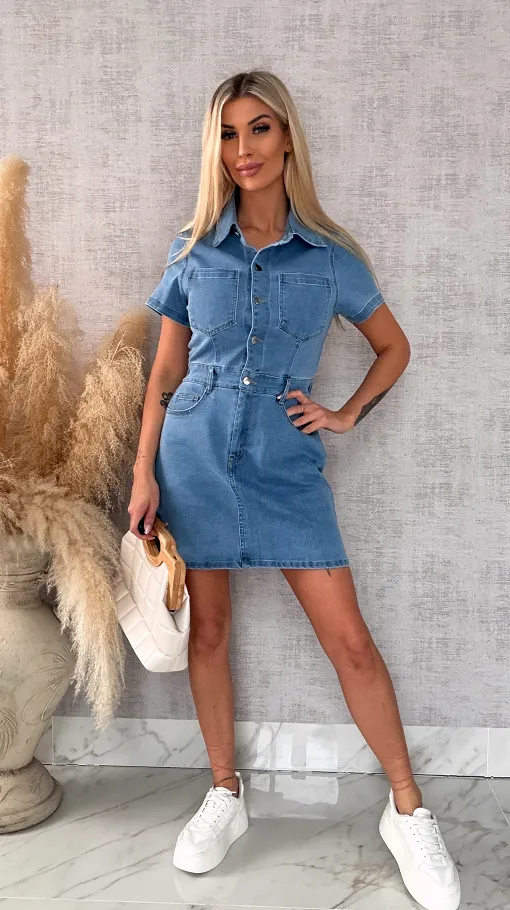 Elastyczna jeansowa sukienka z butonami BLUE JEANS - R605