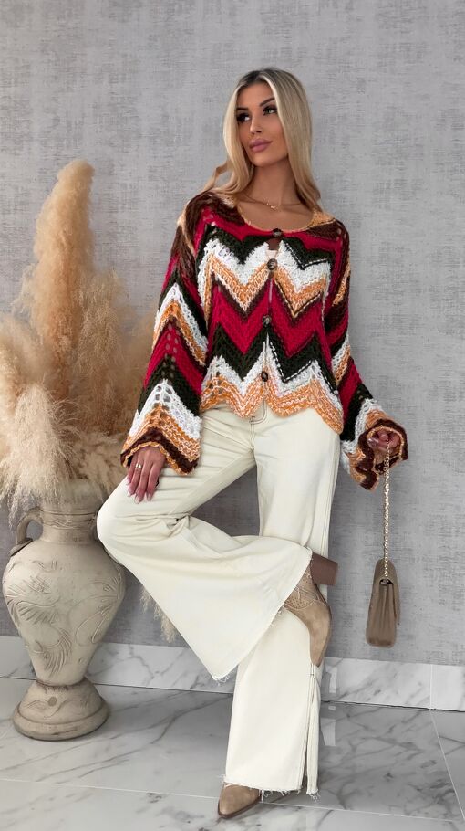 Oryginalny wiosenny sweter z modnymi rękawkami RED one size - R699