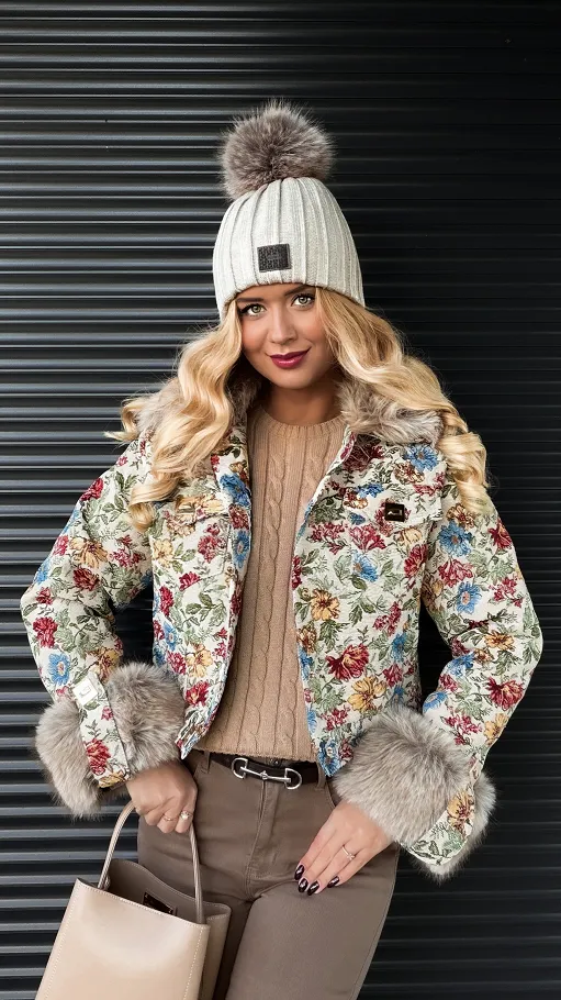 Premium kurtka haftowana w kolorowe kwiaty z futerkiem BEŻOWA - R308