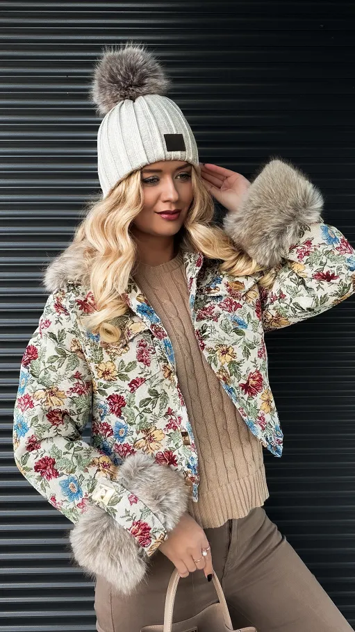 Premium kurtka haftowana w kolorowe kwiaty z futerkiem BEŻOWA - R308