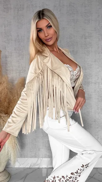 Zamszowa kurtka na wiosnę z frędzlami ONE SIZE jasno beżowa - R559