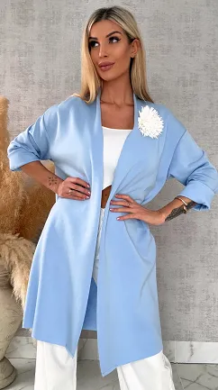 Elegancka narzutka z kwiatem ONE SIZE niebieska - R555A