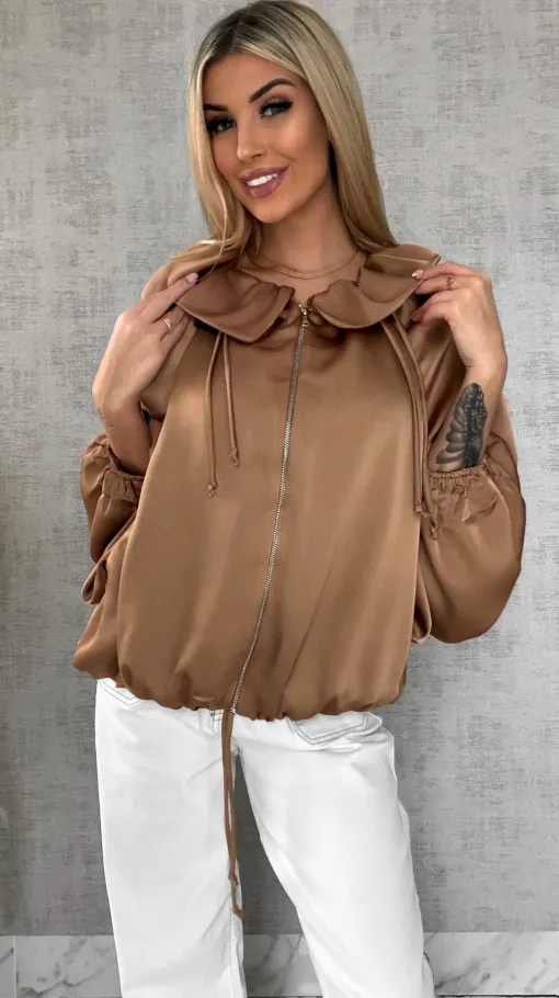 Satynowa elegancka bomberka na zamek BEŻOWA - R462