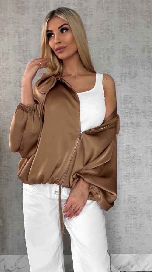 Satynowa elegancka bomberka na zamek BEŻOWA - R462