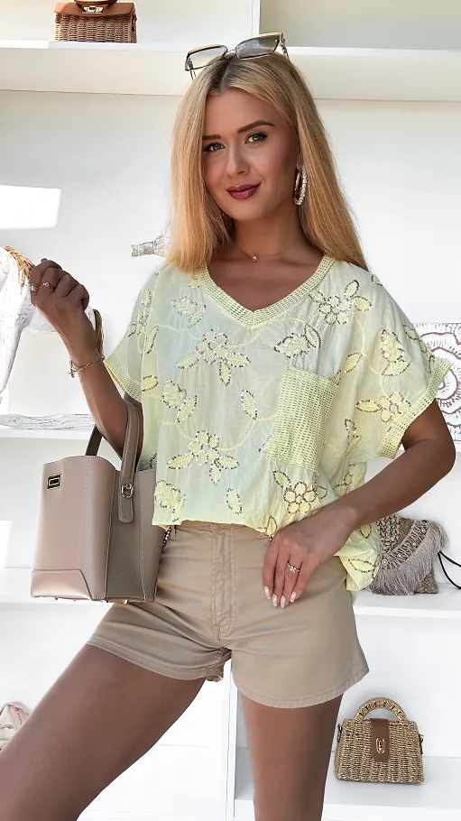 Bawełniana bluzka w haftowane cekinowe kwiaty ONE SIZE cytrynowa - P914A