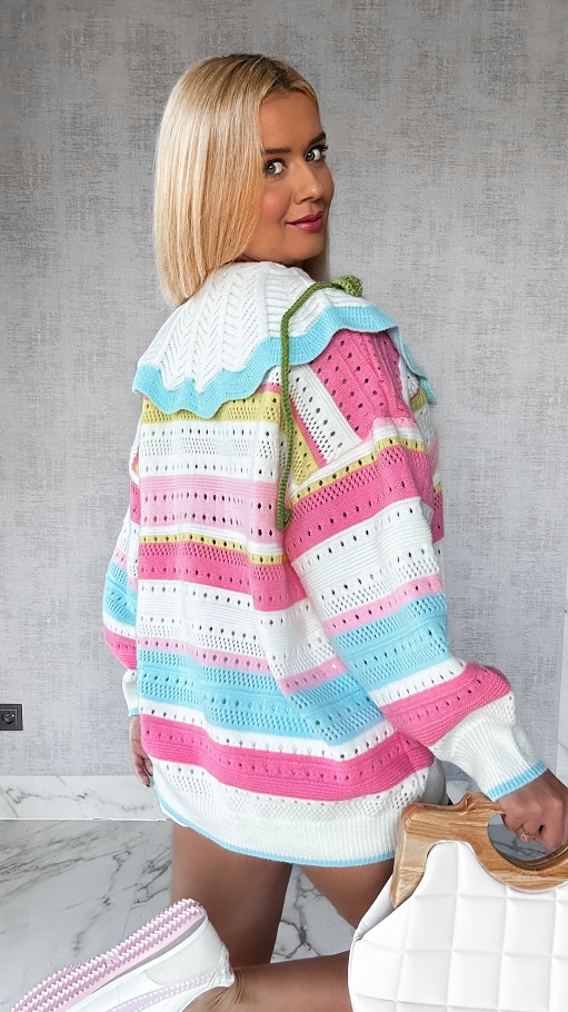 Stylowy luźny sweter z pięknym kołnierzykiem PREMIUM - P177