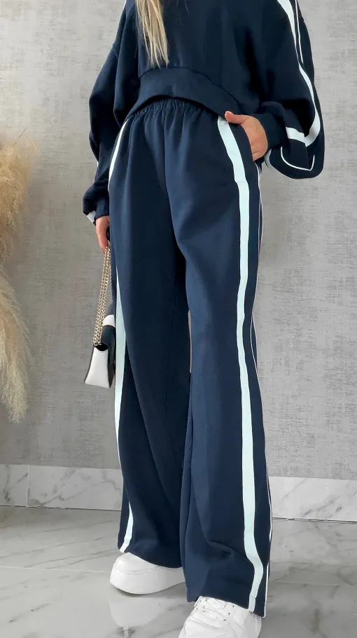 Bawełniany DRES w granatowym kolorze z białymi wstawkami - R474