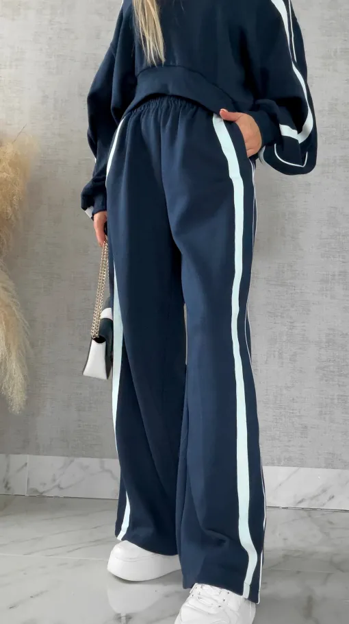 Bawełniany DRES w granatowym kolorze z białymi wstawkami - R474