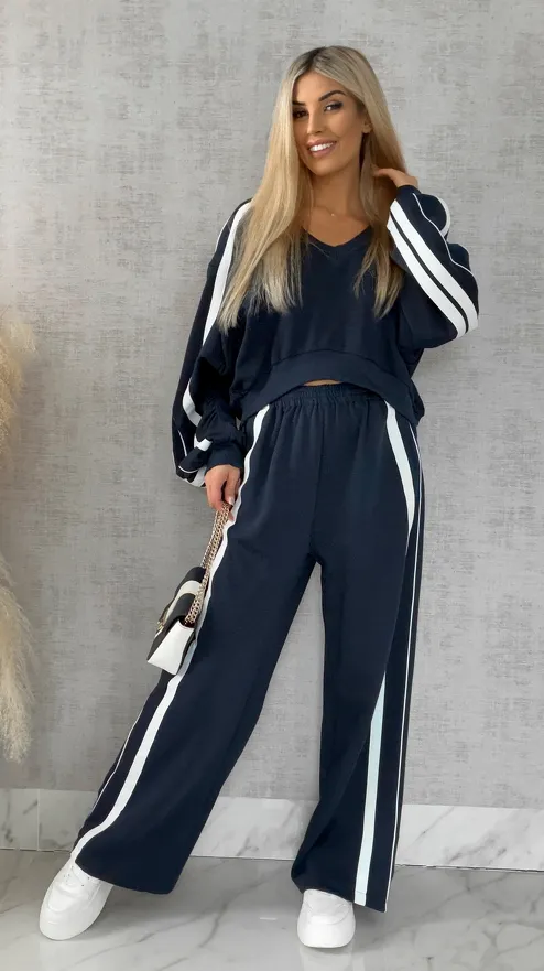 Bawełniany DRES w granatowym kolorze z białymi wstawkami - R474