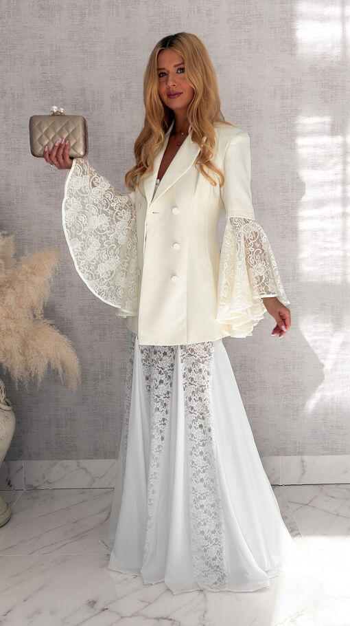 Elegancka marynarka z koronkowymi rękawami WHITE OFF - S047