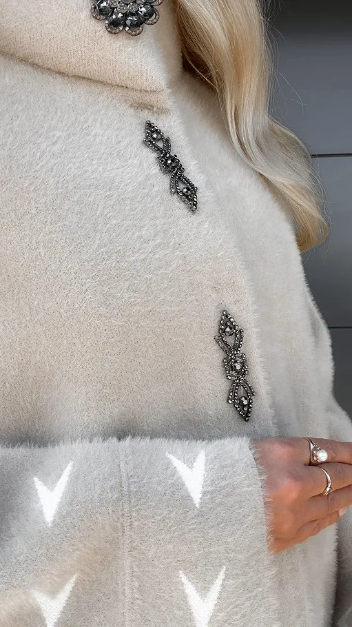 Beżowy płaszcz ALPAKA z delikatnym wzorem ONE SIZE - R049B