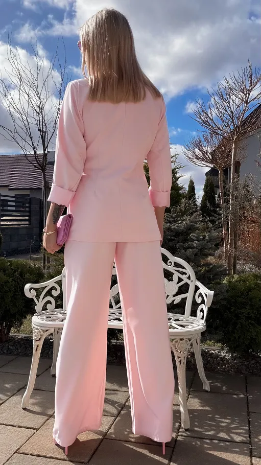 Świetny różowy komplet na wiosnę marynarka + spodnie ONE SIZE - R804A